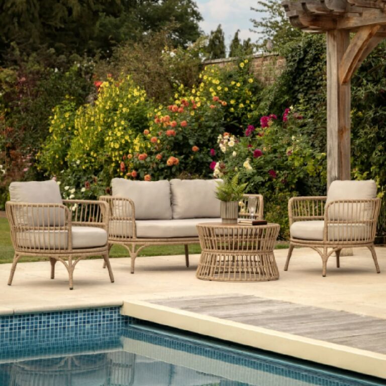 Accord Outdoor Rattan Lounge Set With Coffee Table In Natural